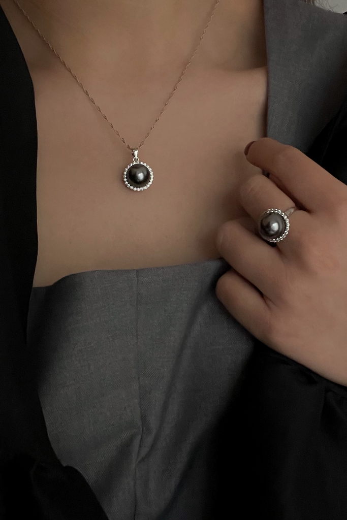 Vintage Black Pearl Silver Necklace Fibflx