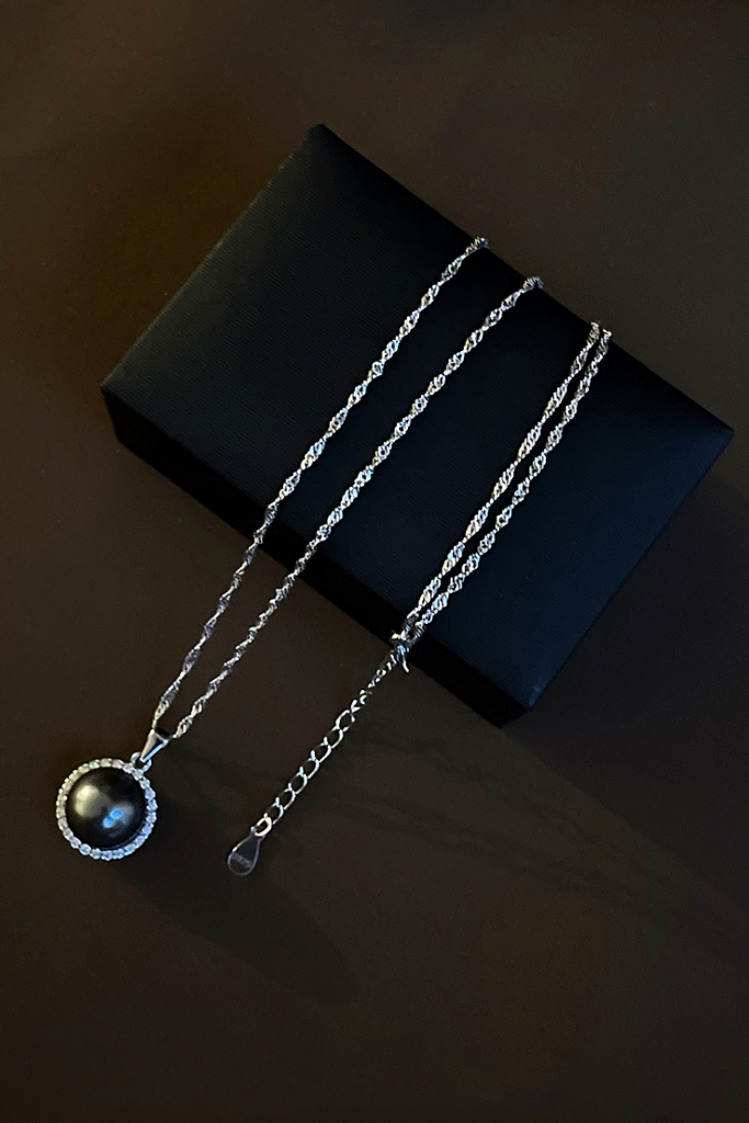 Vintage Black Pearl Silver Necklace Fibflx