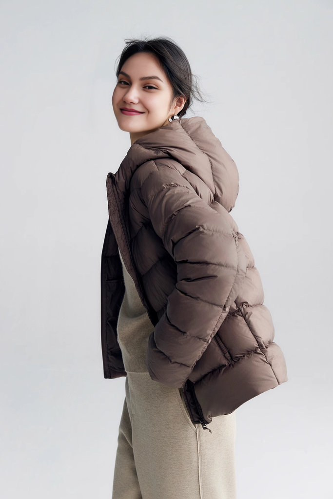 Women's Ultra Lightweight Hooded Packable Down Puffer Jacket
