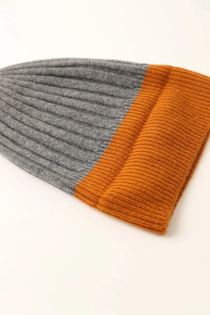 Fibflx Women's Wool-Cashmere Colorblock Ribbed Knit Beanie Hat
