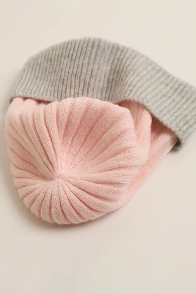 Fibflx Women's Wool-Cashmere Colorblock Ribbed Knit Beanie Hat