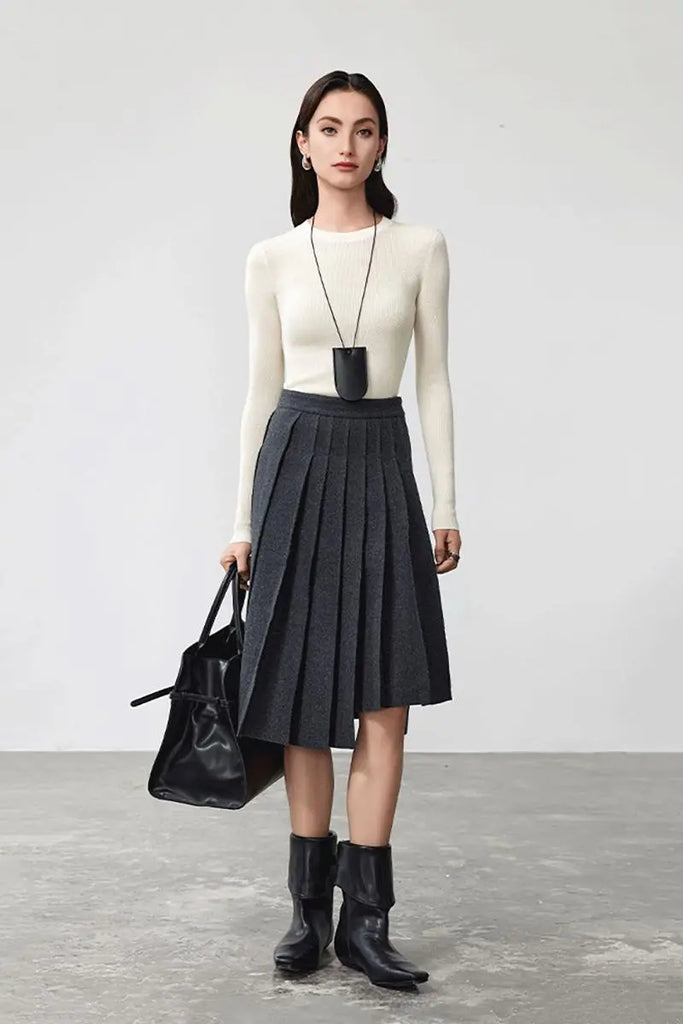 Fibflx Women's Wool Silk Blend Crew Neck Sweater