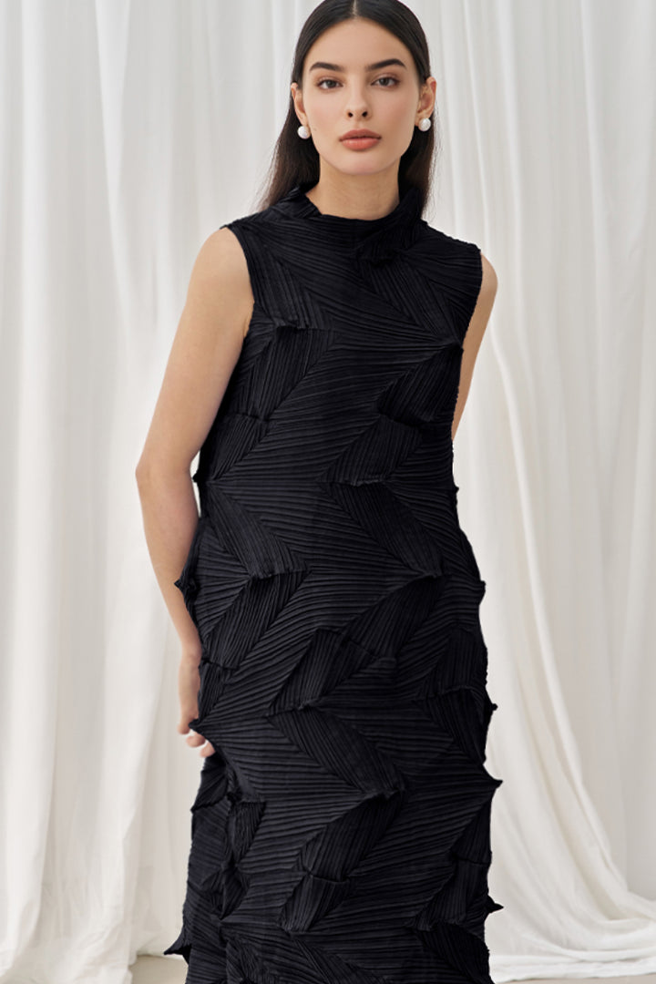 Designer Inspired Pleated Sleeveless Midi Dress in Black
