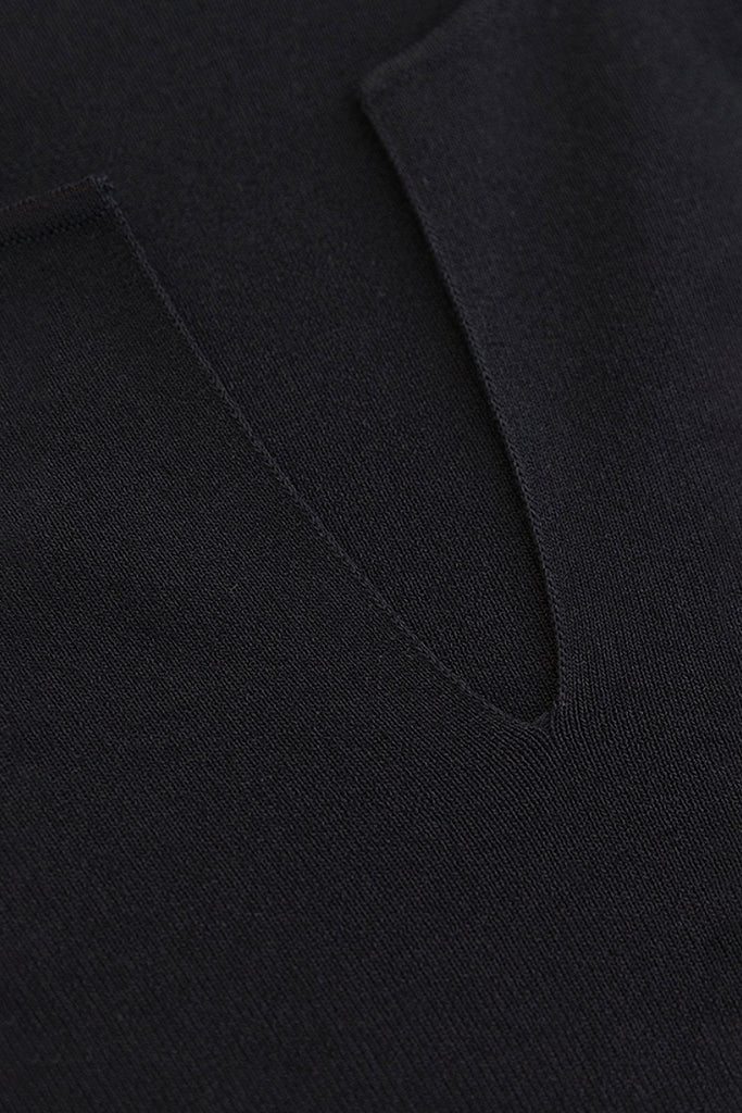 Black Fit & Flare Long-Sleeve V-Neck Maxi Dress  Fibflx