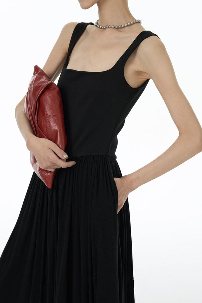 Black Sleeveless Pleated Square-Neck Tank Midi Dress  Fibflx