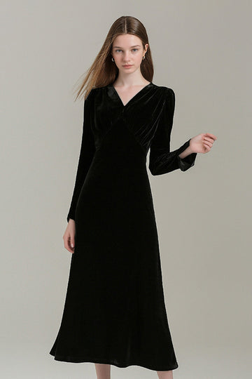 Fibflx Women's Black V Neck Long Sleeve Velvet Midi Dress with Ruched Waist