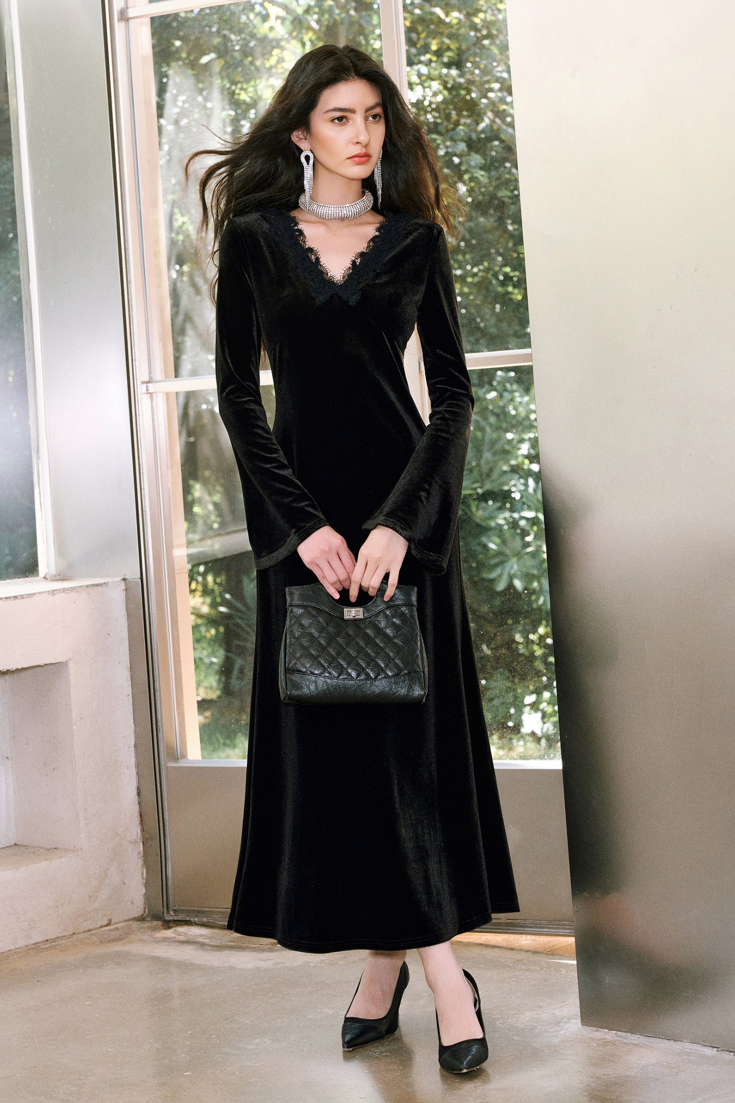 Black Velvet Long Sleeve Dress | Lace V-Neck Maxi Elegance - Fibflx