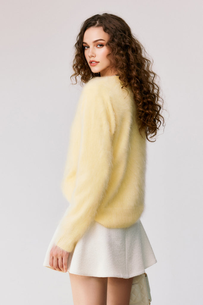 Brushed Cashmere Seamless Knit Crewneck Sweater  Fibflx