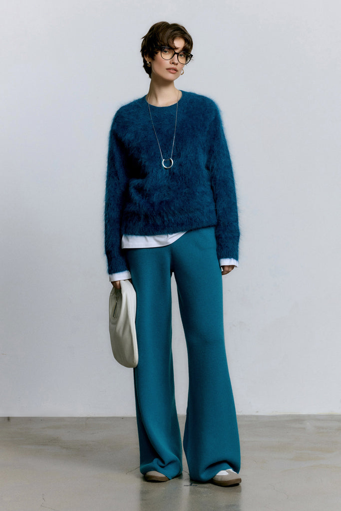 Brushed Cashmere Seamless Knit Crewneck Sweater  Fibflx