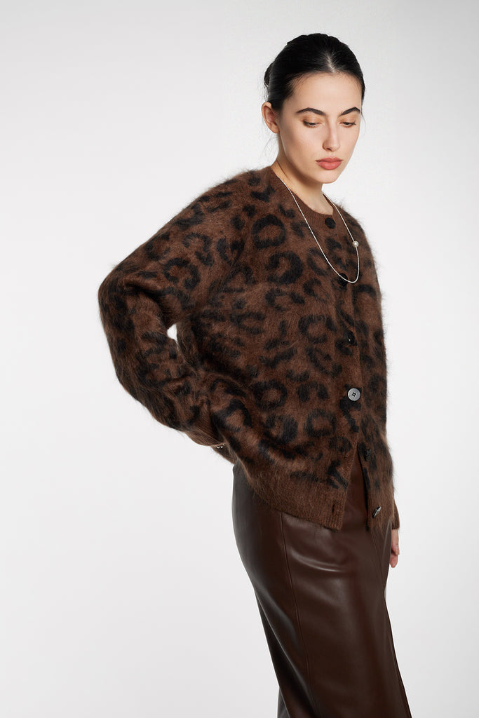 Chic Brushed Cashmere Leopard Print Cardigan  Fibflx