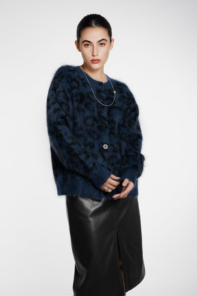 Chic Brushed Cashmere Leopard Print Cardigan  Fibflx