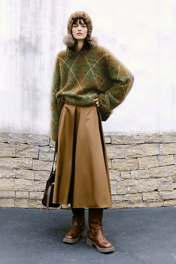 Chunky Brushed Cashmere Argyle Crewneck Sweater  Fibflx