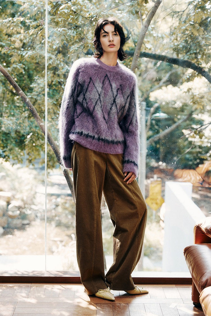 Chunky Brushed Cashmere Argyle Crewneck Sweater in Purple  Fibflx