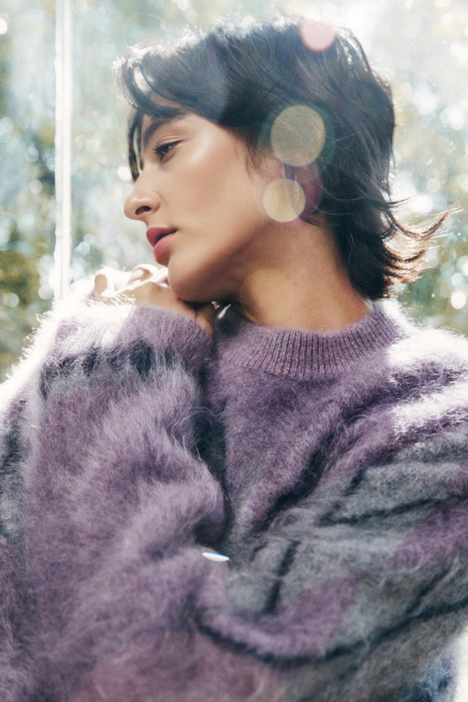 Chunky Brushed Cashmere Argyle Crewneck Sweater in Purple  Fibflx