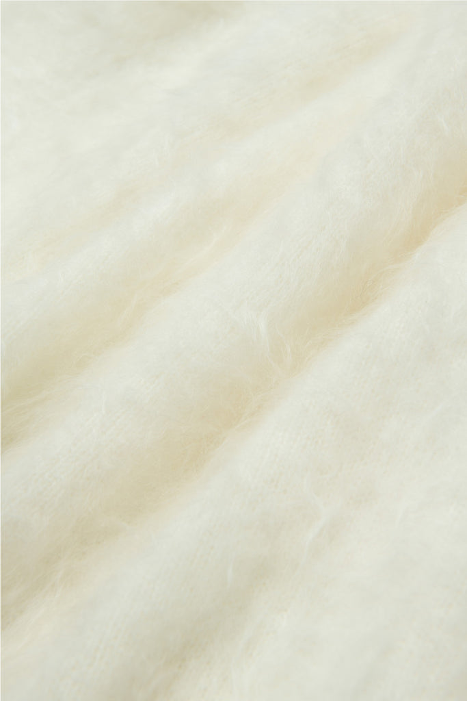 Chunky Brushed Cashmere V-Neck Pullover Sweater  Fibflx