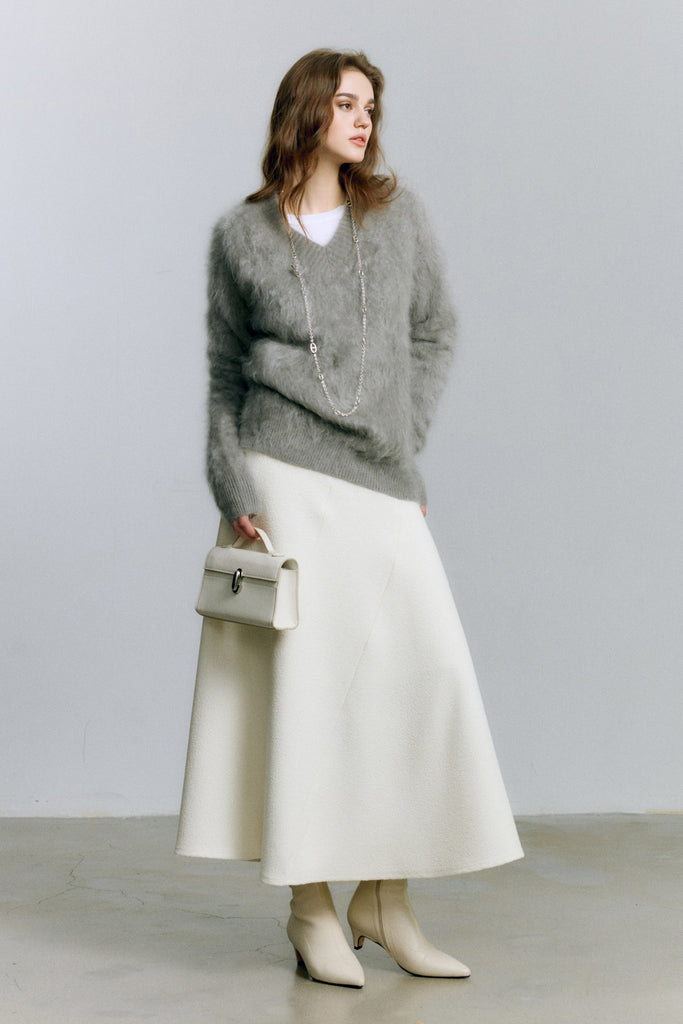 Chunky Brushed Cashmere V-Neck Pullover Sweater  Fibflx