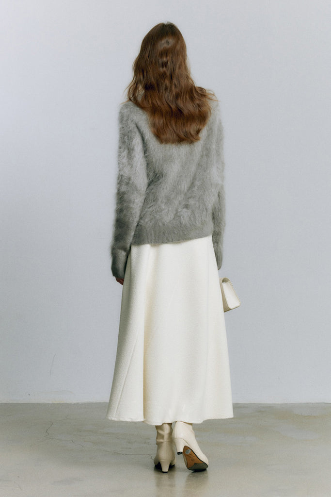 Chunky Brushed Cashmere V-Neck Pullover Sweater  Fibflx