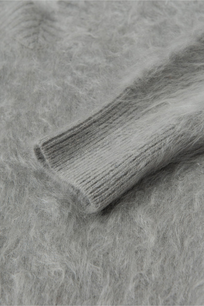 Chunky Brushed Cashmere V-Neck Pullover Sweater  Fibflx