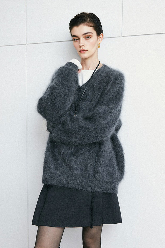 Chunky Brushed Cashmere V-Neck Pullover Sweater  Fibflx