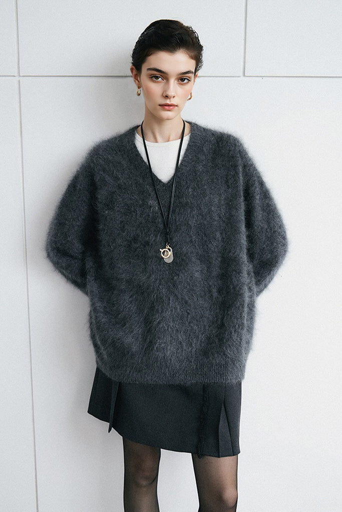 Chunky Brushed Cashmere V-Neck Pullover Sweater  Fibflx