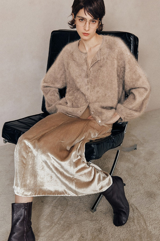 Cloud-Soft Brushed Cashmere Balloon-Sleeve Cardigan  Fibflx