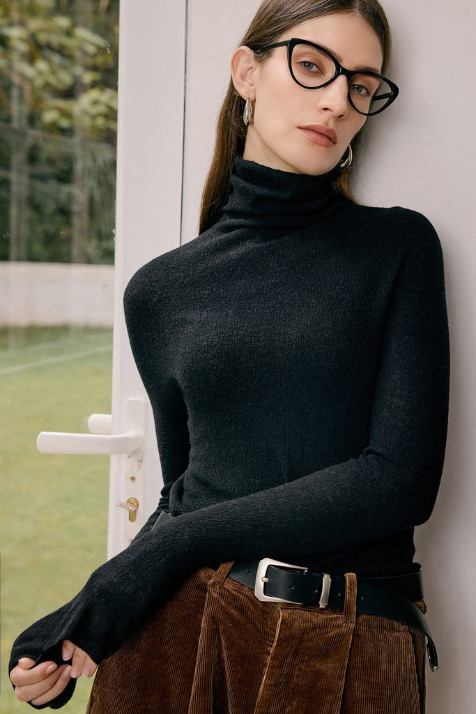 Featherlight Washable Cashmere-Silk Turtleneck Sweater  Fibflx