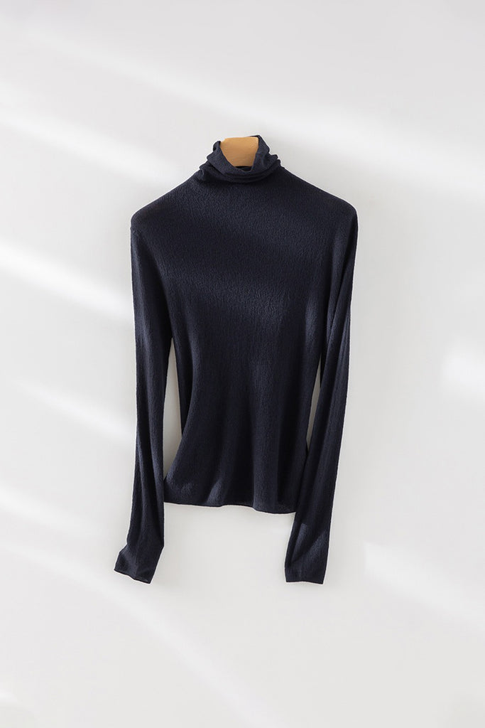 Featherlight Washable Cashmere-Silk Turtleneck Sweater Mid Night Blue / M / 36.8% Cashmere 27.3% Nylon 25 Fibflx