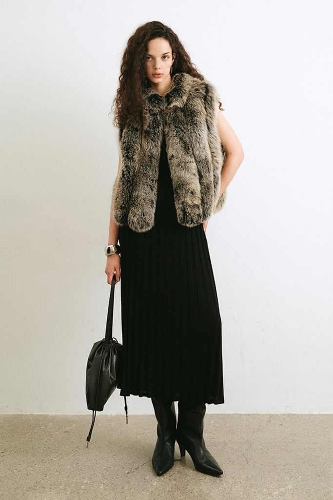 Finnish Fox Fur Vest ¨C Short Stand-Collar Real Fur Gilet  Fibflx