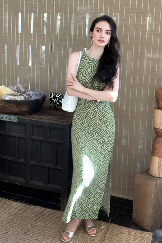 Green Paisley Print Sleeveless Maxi Dress  Fibflx