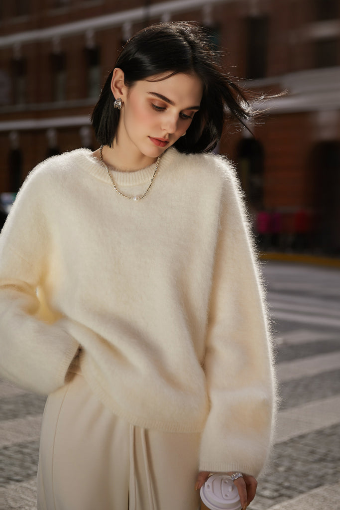 Italian-Made Brushed Cashmere Crewneck Sweater Off White / L / 100% Cashmere   (Weight: 363g (±15 Fibflx