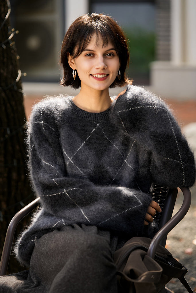 Italian-Spun Brushed Cashmere Argyle Crewneck Sweater Stepping Stone Grey / L Fibflx