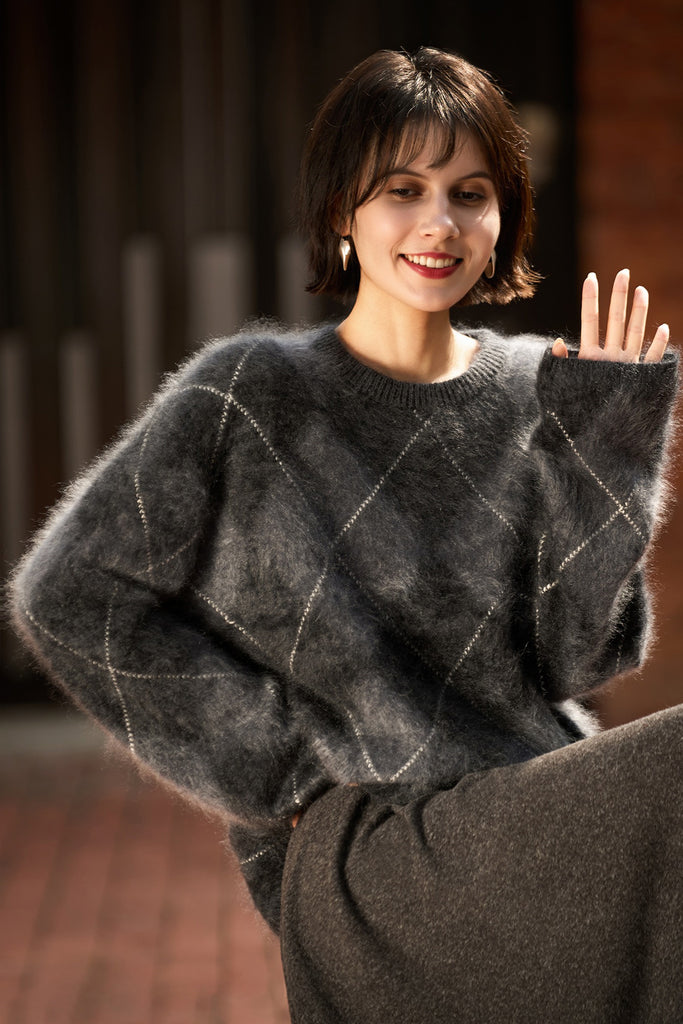 Italian-Spun Brushed Cashmere Argyle Crewneck Sweater  Fibflx