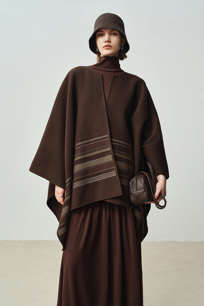 Luxe Embroidered Wool-Cashmere Double-Faced Cape Coconut Brown / One Size Fibflx
