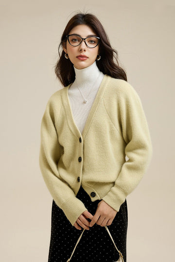 Super Soft Wool-Raccoon V-Neck Cardigan - Fibflx