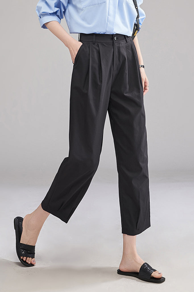 Tailored Cropped Pants with Front Pleats  Fibflx