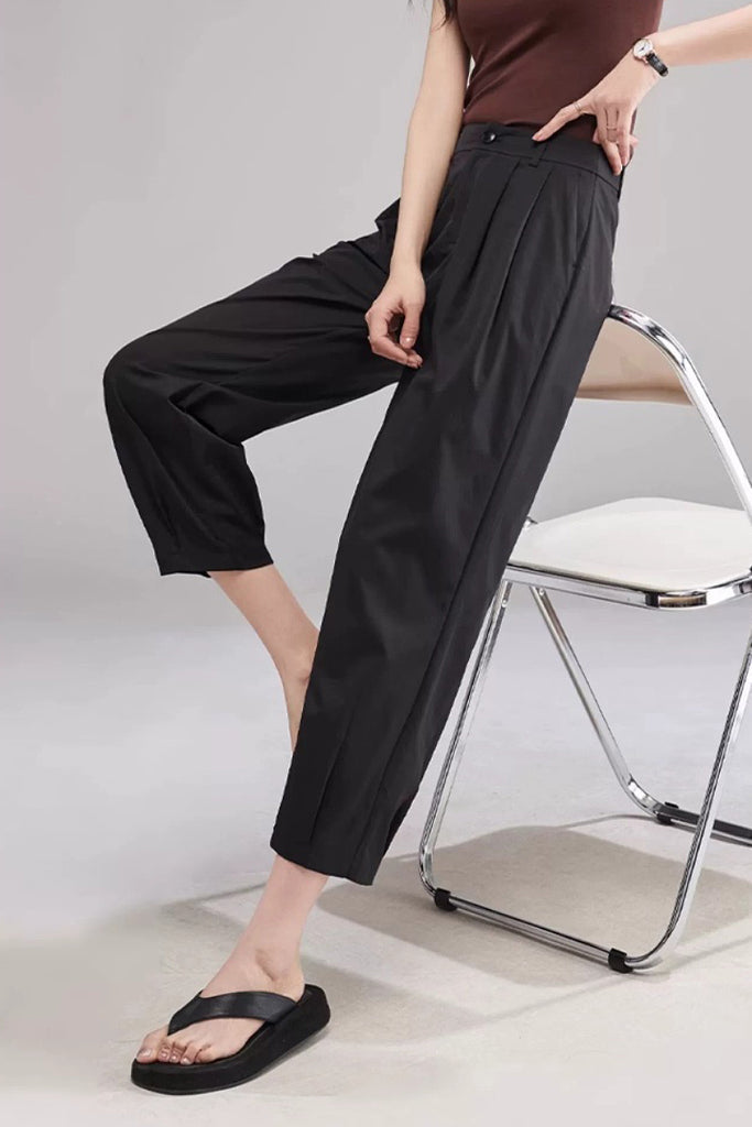 Tailored Cropped Pants with Front Pleats  Fibflx