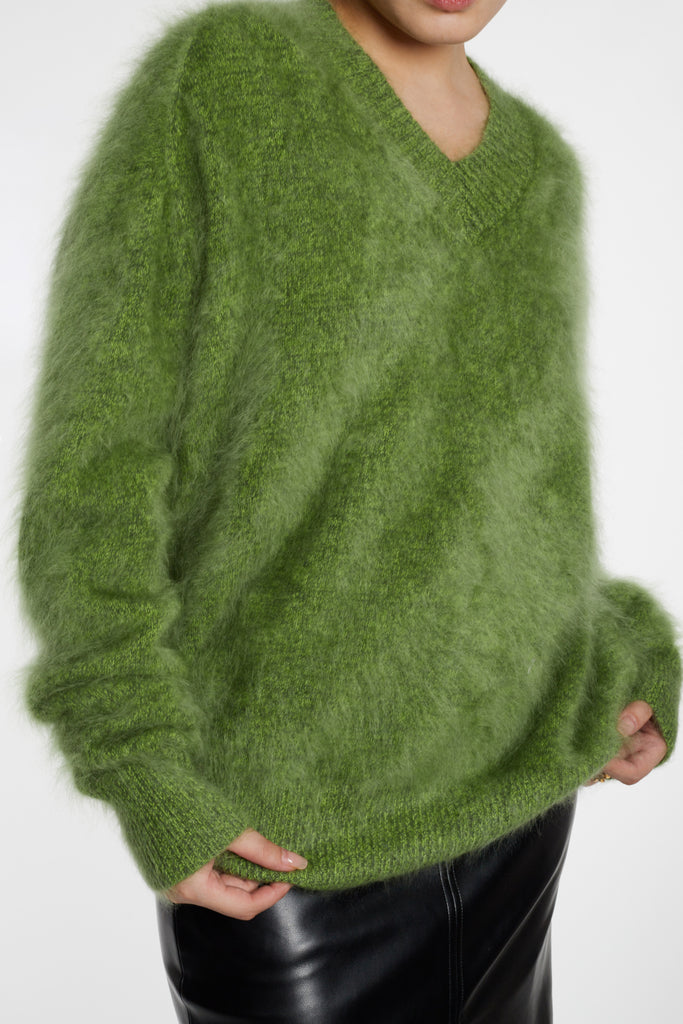 Ultrafine Brushed Cashmere V-Neck Sweater  Fibflx