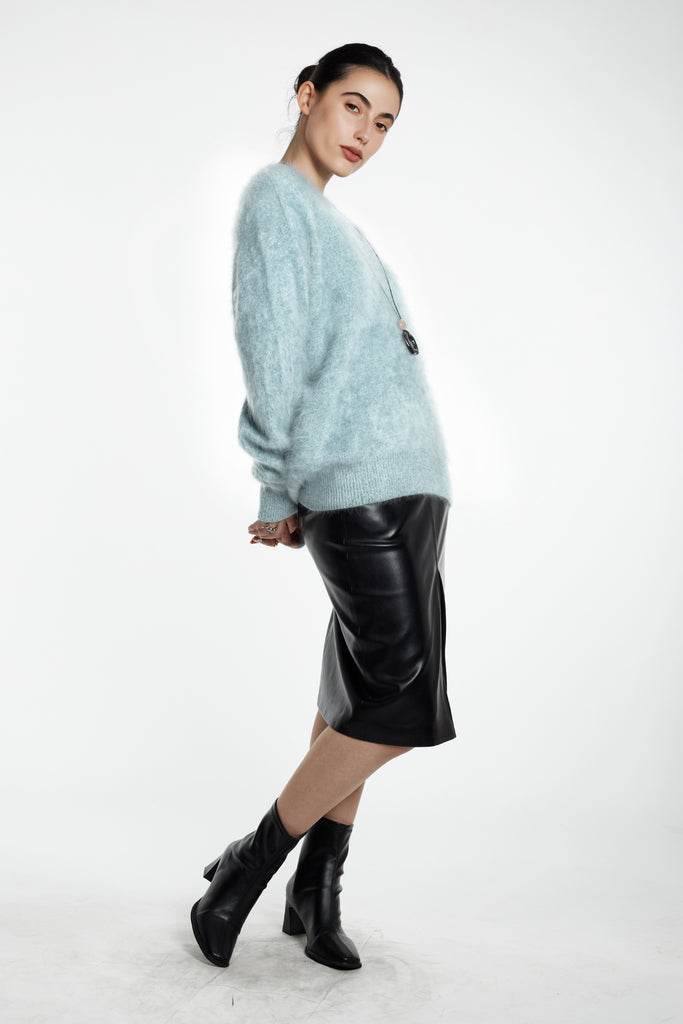 Ultrafine Brushed Cashmere V-Neck Sweater  Fibflx