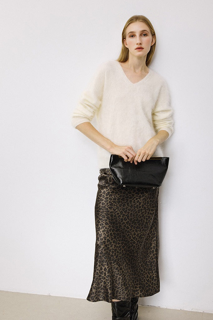 Ultrasoft Brushed Cashmere V-Neck Pullover Sweater  Fibflx