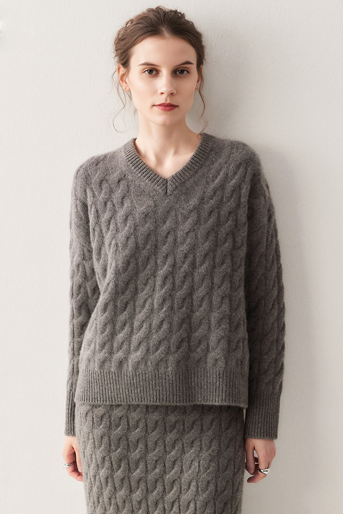 Ultrasoft Cashmere-Merino Cable Knit V-Neck Sweater Millstone Grey / M Fibflx