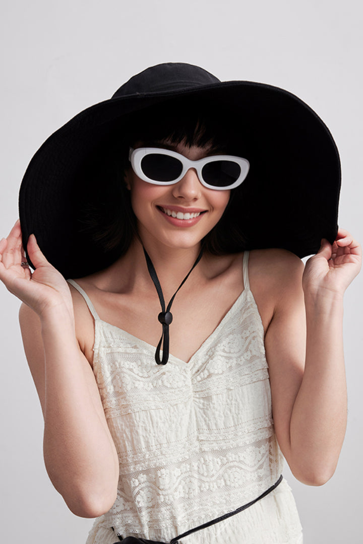 UPF100 Wide-Brim Sun Hat With Chin Strap Black / One Size Fibflx