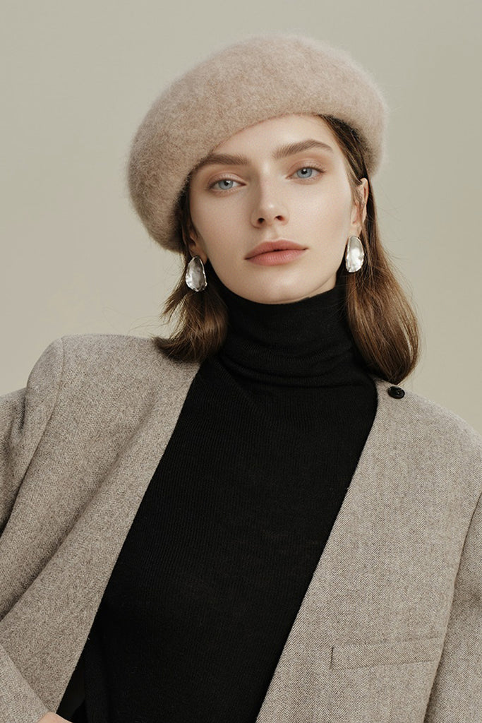 Vintage-inspired Cashmere French Beret Hat  Fibflx