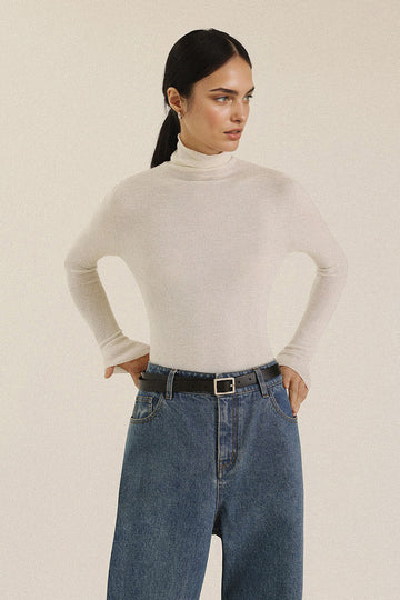Washable Seamless Cashmere-Silk Turtleneck Sweater - Fibflx