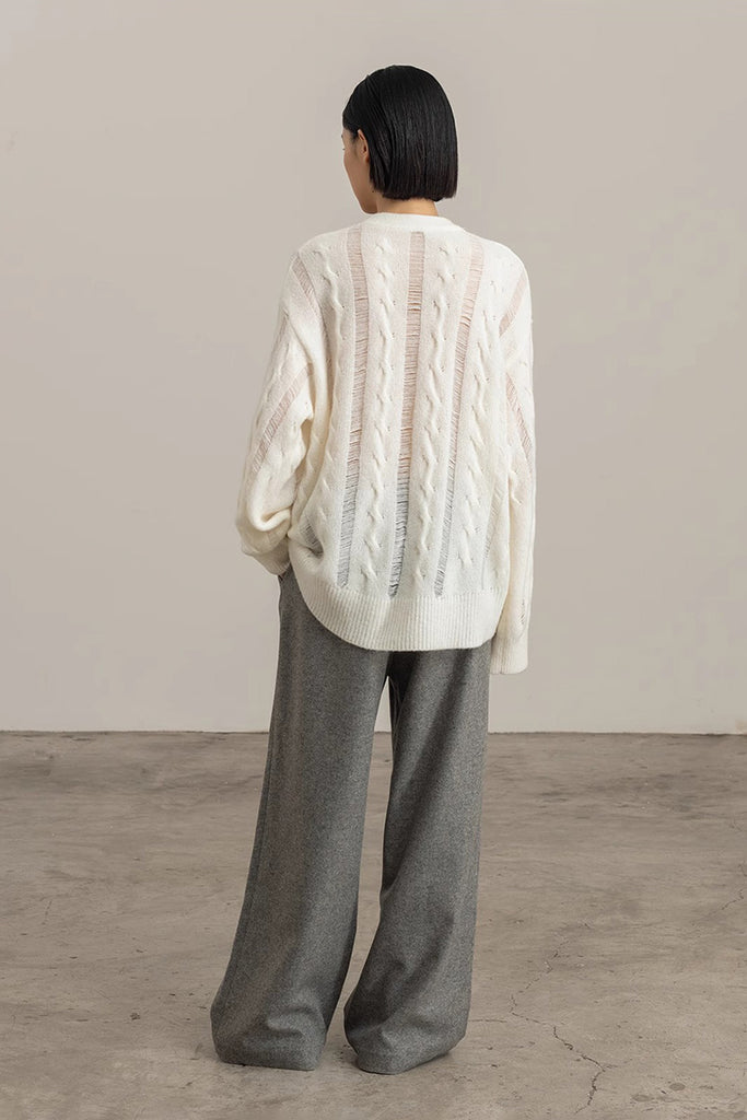 White Oversized Cable-Knit Sweater in Silk Cashmere  Fibflx