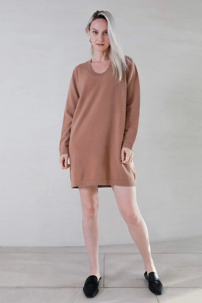 Fibflx women's winter sweater dress midi crewneck long sleeve beige 100% pure cashmere