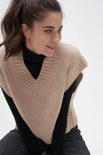 Fibflx Women's Ribbed Edge Sweater Vest