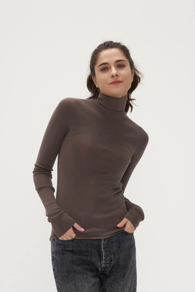 Fibflx Women's Slim Seamless Wool Turtleneck Sweater