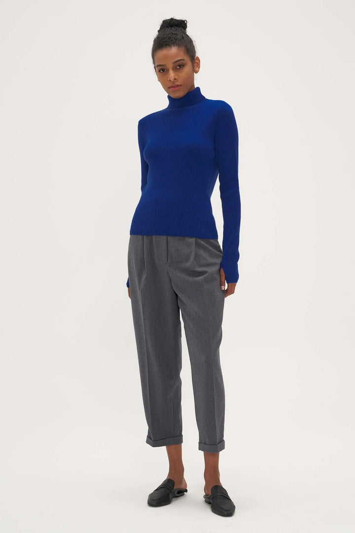 Fibflx Slim Turtleneck Cashmere Sweater with Thumb Holes Blue