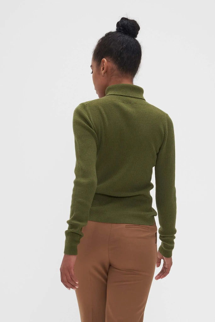 Fibflx Women's Slim Turtleneck Sweater in Cashmere and Wool