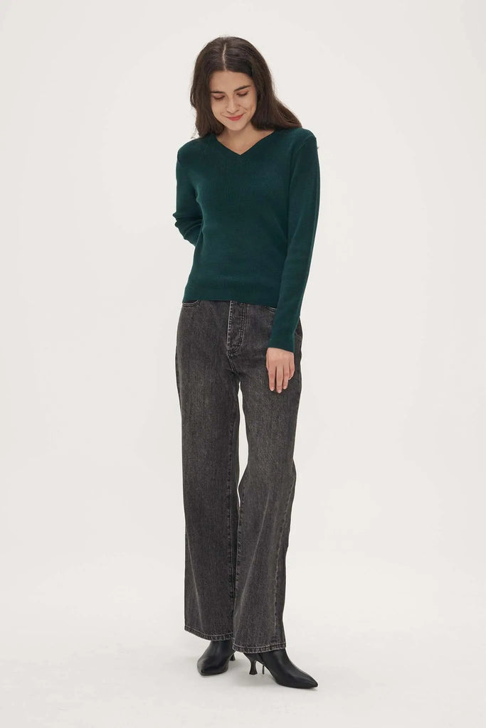 Fibflx V-Neck Sweater in Cashmere and Wool Green